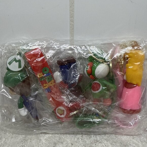 Set of Super Mario Bros Luigi, Princess Peach, Yoshi Keychains New in pkg - Picture 4 of 7